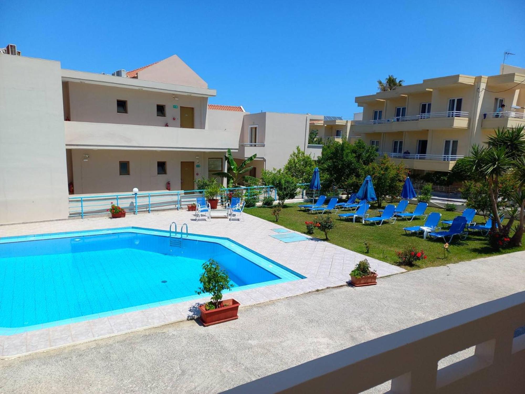 Litinas Apartments With Pool Агия-Марина Экстерьер фото