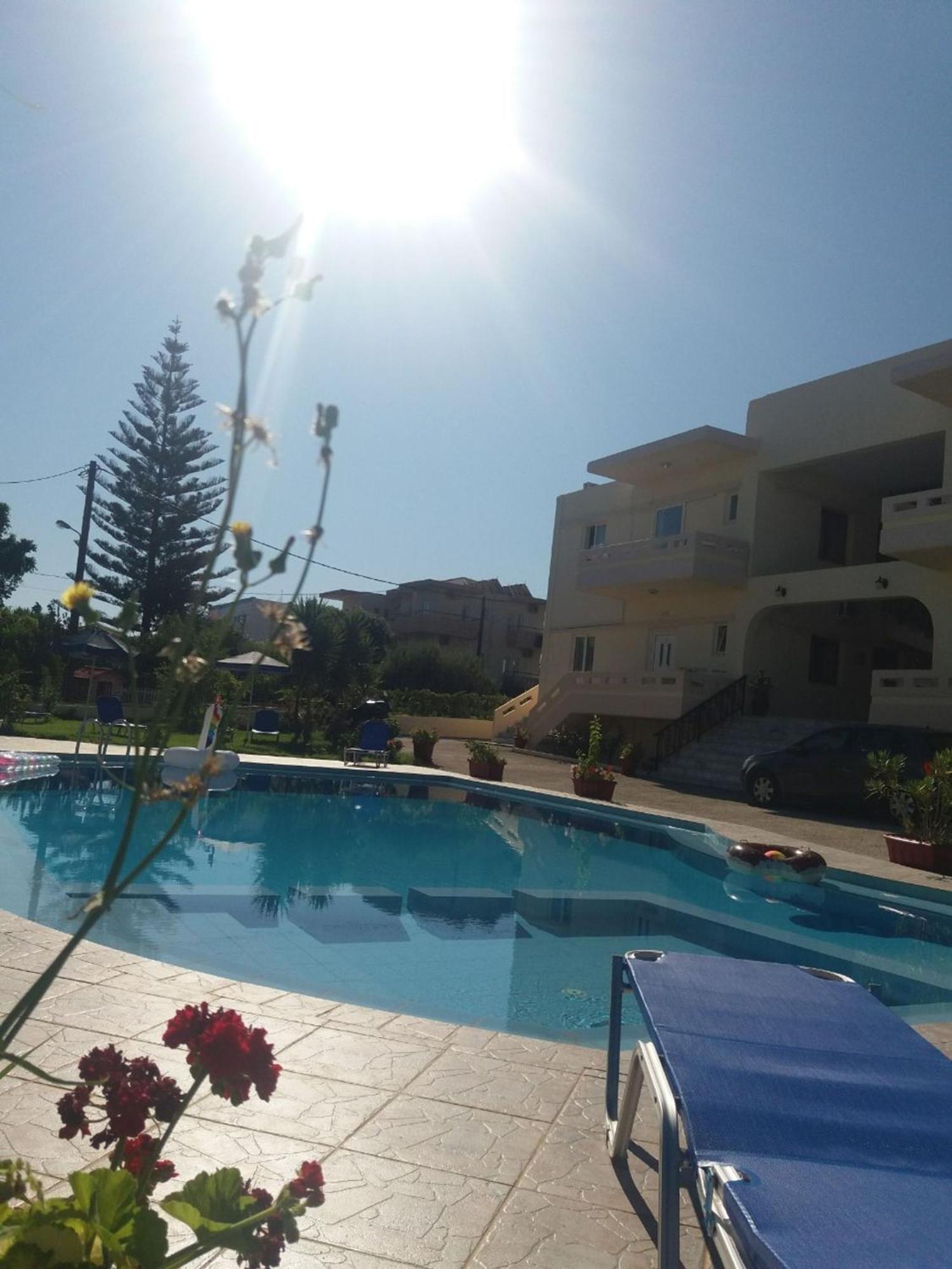 Litinas Apartments With Pool Агия-Марина Экстерьер фото