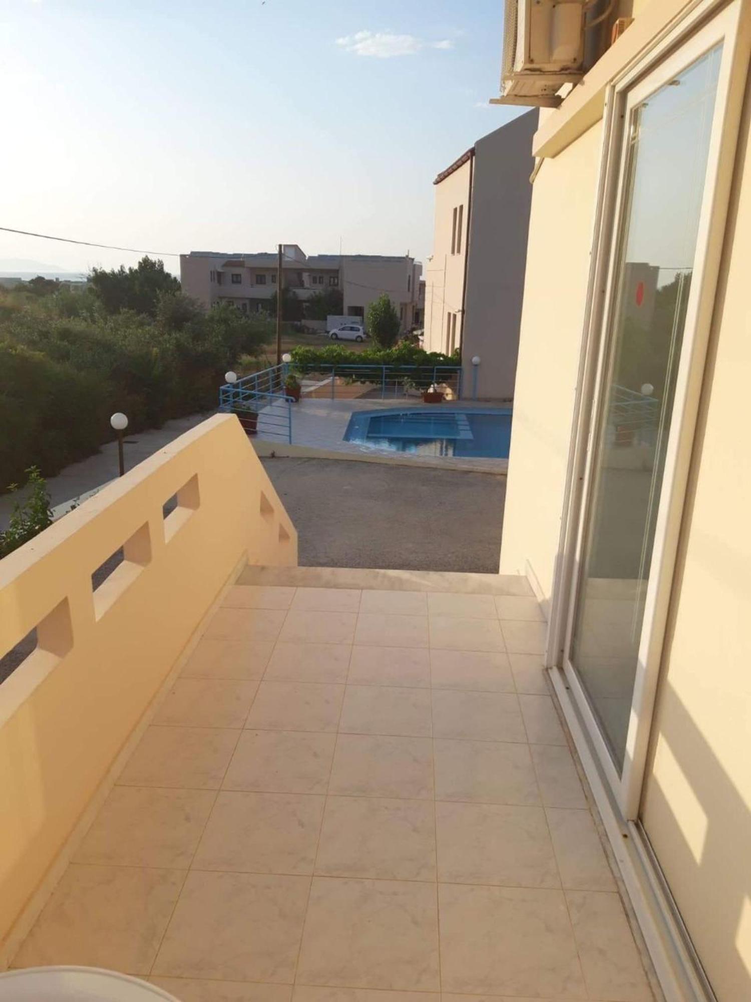 Litinas Apartments With Pool Агия-Марина Экстерьер фото